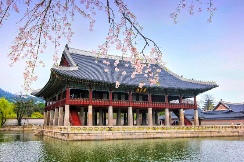 Cung điện Hoàng gia KyeongBok