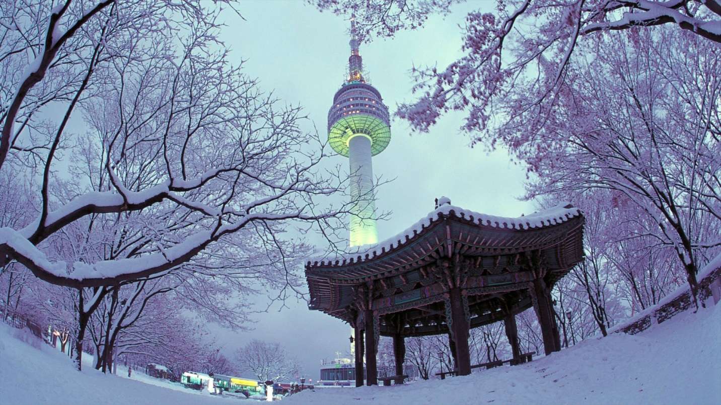 Không có gì quá lạ khi rất nhiều cảnh phim lãng mạn Hàn Quốc như "Vườn sao băng" đều được quay tại tháp Namsan