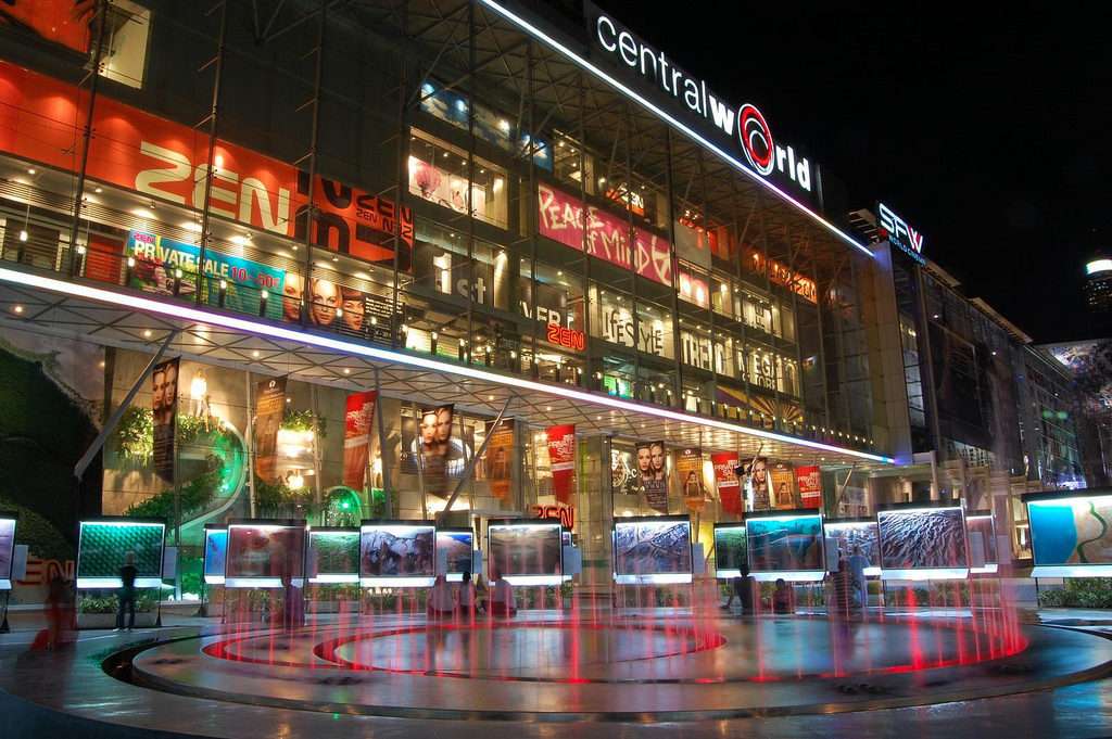  Central Word là khu trung tâm mua sắm lớn nhất Thái Lan