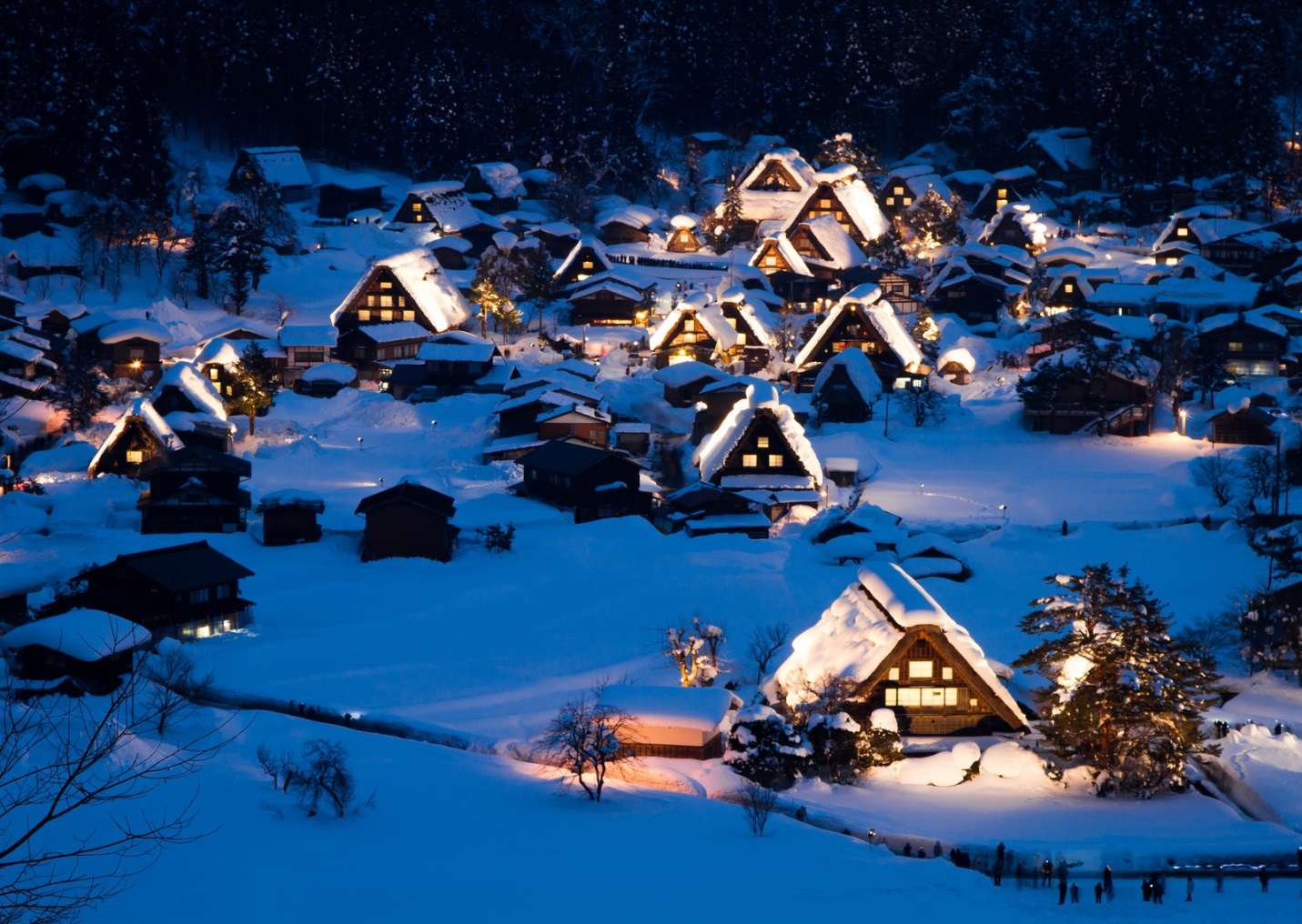 Khung cảnh ngôi làng tuyết đẹp đến mức người ta cứ nghĩ chỉ xuất hiện trong những giấc mơ thần thoại