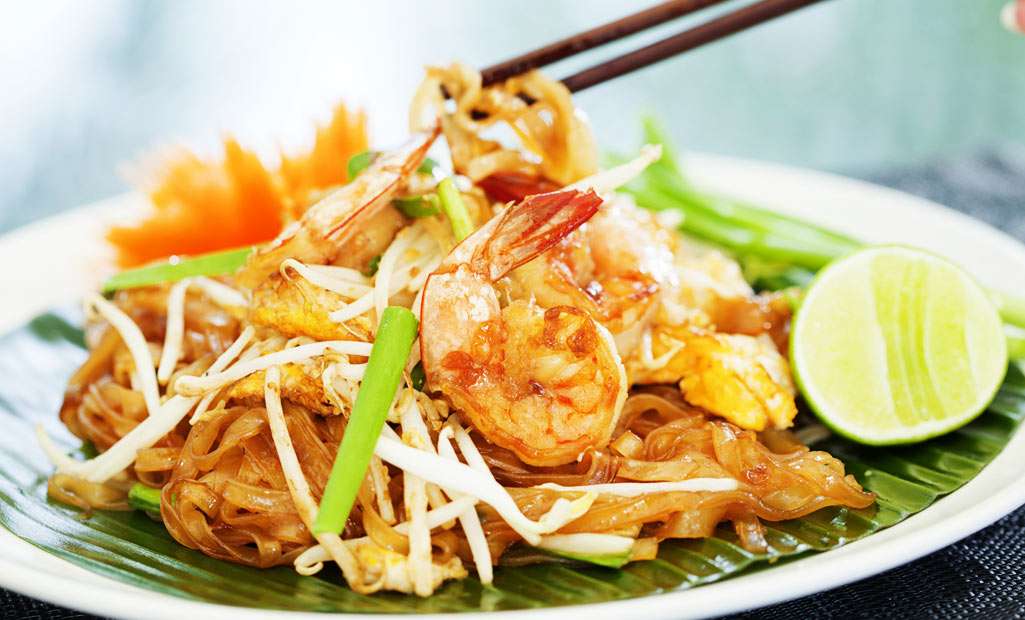 Món ăn nổi tiếng và phổ biến nhất của xứ sở chùa Vàng