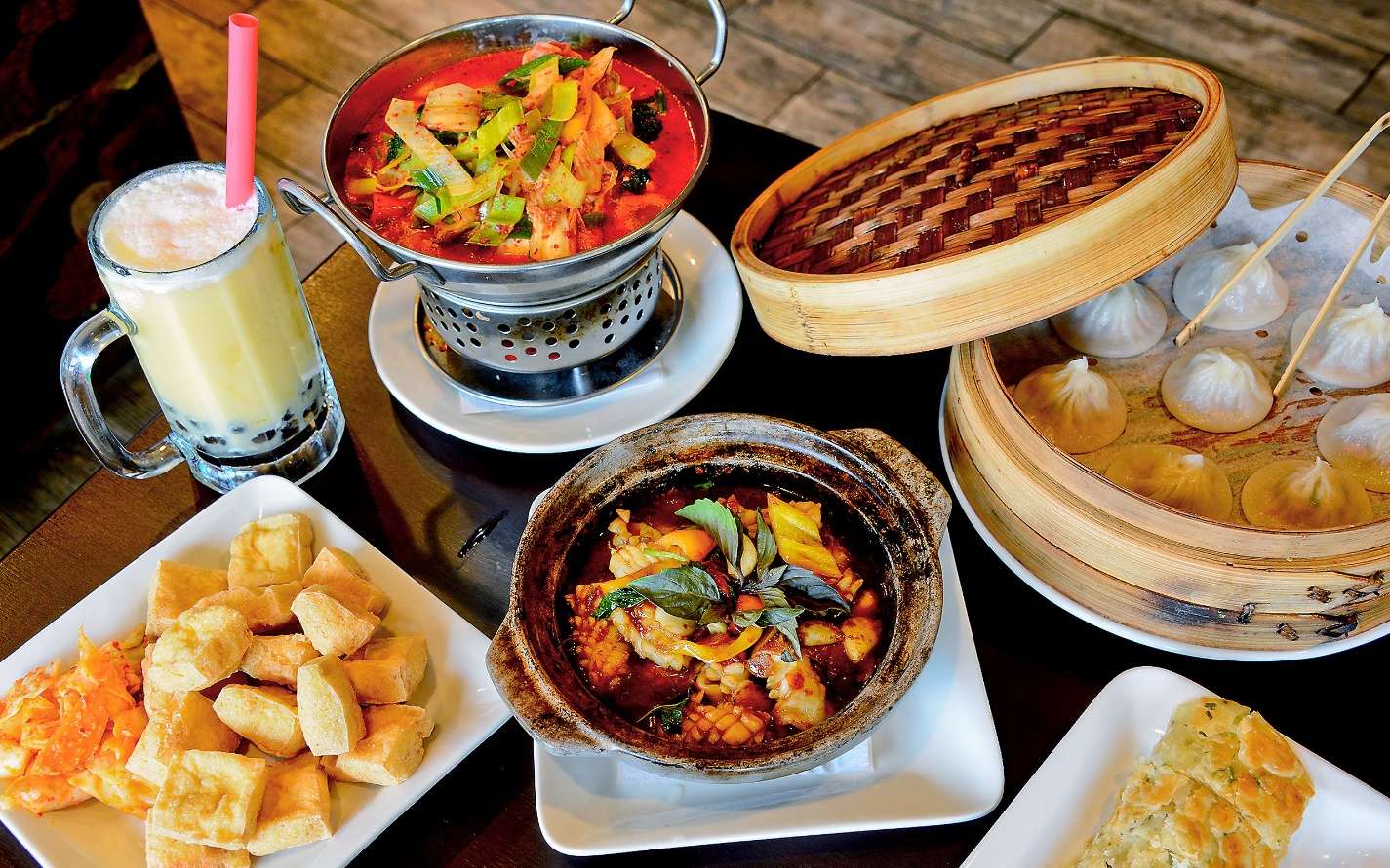Ngoài các địa điểm du lịch Đài Loan nổi tiếng, đất nước này còn hớp hồn du khách bởi nền ẩm thực độc đáo