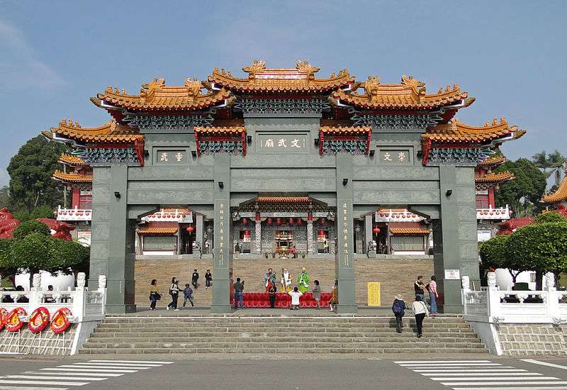 Ngôi đền chùa này là nơi thờ Khổng Tử, Quan Công