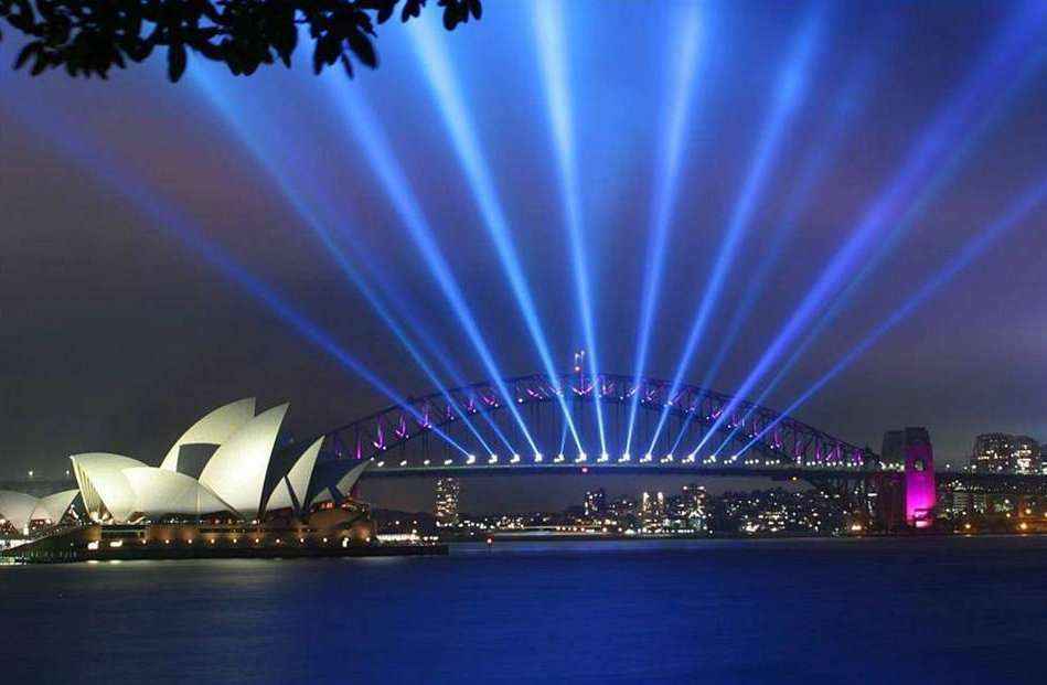 Nước Úc lộng lẫy về đêm