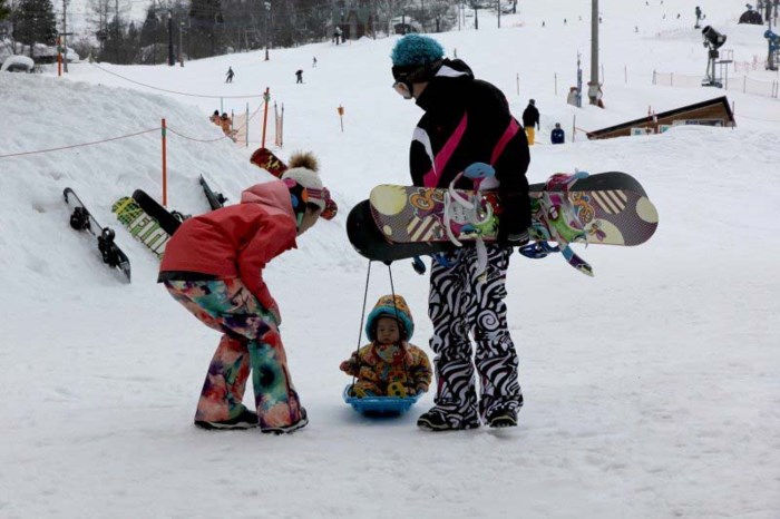 Những con dốc với độ cong tuyệt đẹp thực sự là nơi lý tưởng cho du khách trượt tuyết chuyên nghiệp có thể thể hiện tài năng của mình.