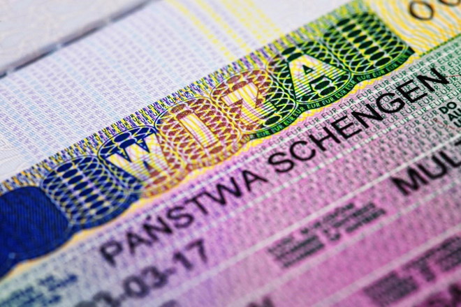 Không thay đổi quy trình xét cấp visa Schengen cho công dân Việt Nam