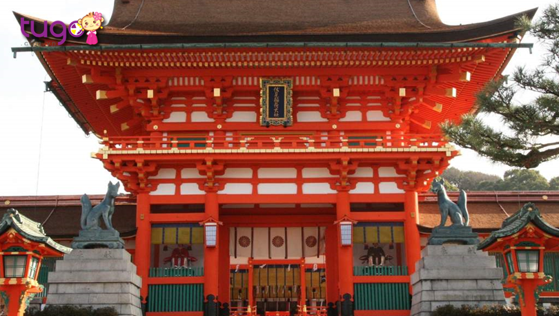 2_Đền Fushimi Inari Taisha là một trong những ngôi đền thờ Thần đạo nổi tiếng bậc nhất ở Kyoto