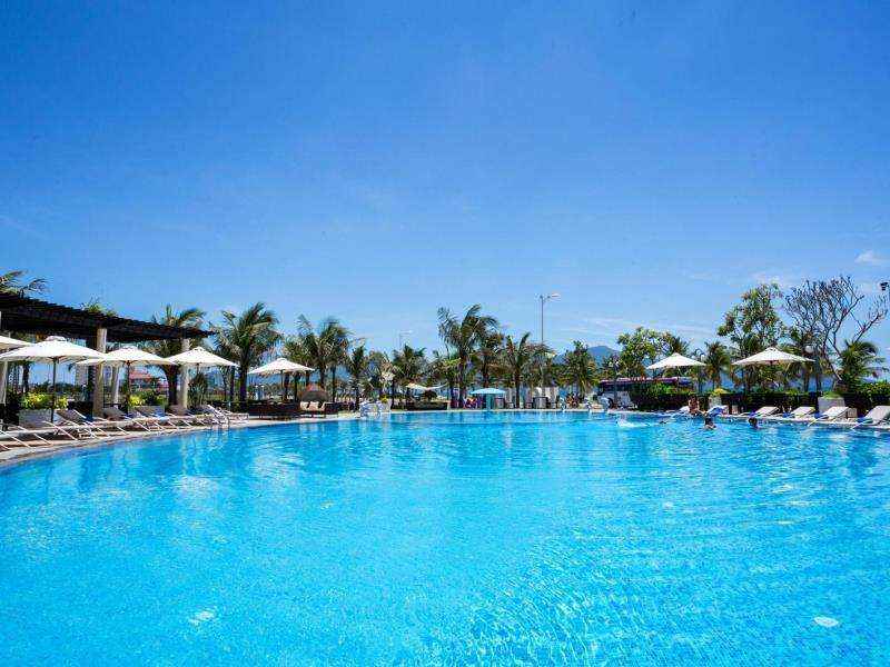 HOLIDAY BEACH  ĐÀ NẴNG HOTEL & SPA 4 SAO