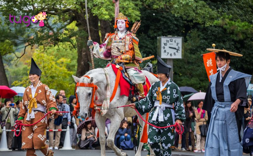 Du khách sẽ được tận mắt chiêm ngưỡng những bộ trang phục truyền thống thời phong kiến ở Nhật Bản trong lễ hội Jidai Matsuri đầy hấp dẫn
