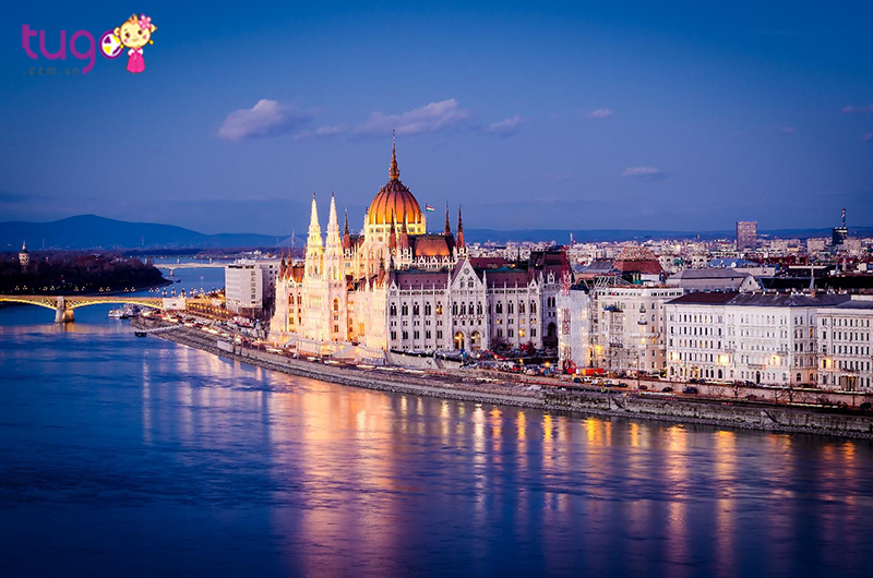 Nhiều người rất thích thú khi đến du lịch tại Budapest