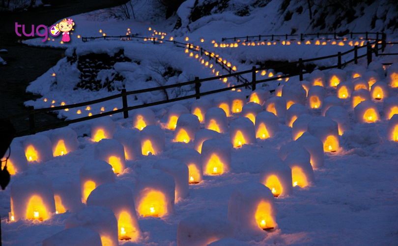 Hàng ngàn chiếc đèn được thắp sáng lung linh trong đêm hội Yokote Kamakura