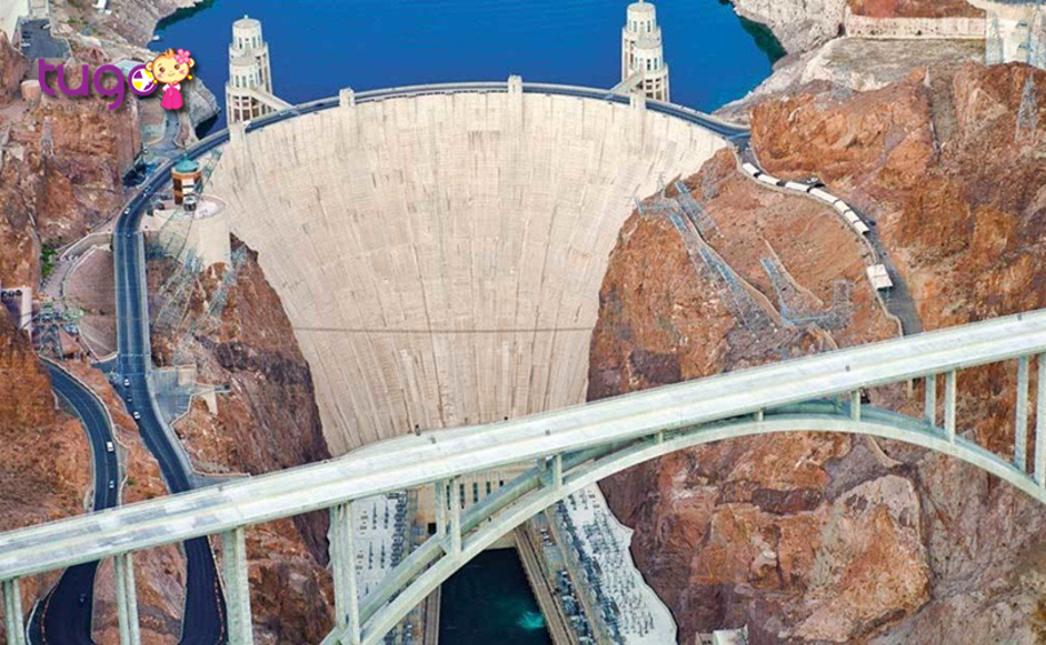 Khung cảnh hùng vĩ ở đập thủy điện Hoover Dam