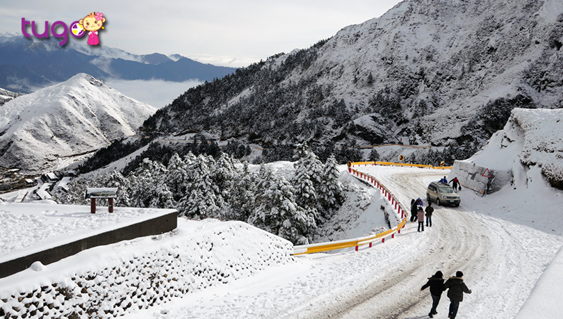 Khung cảnh mùa đông ấn tượng trên núi tuyết Hehuanshan