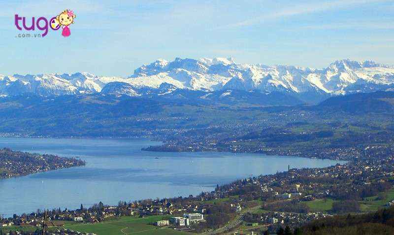 Hồ Zurich lung linh qua cái nhìn từ đỉnh núi Uetliberg