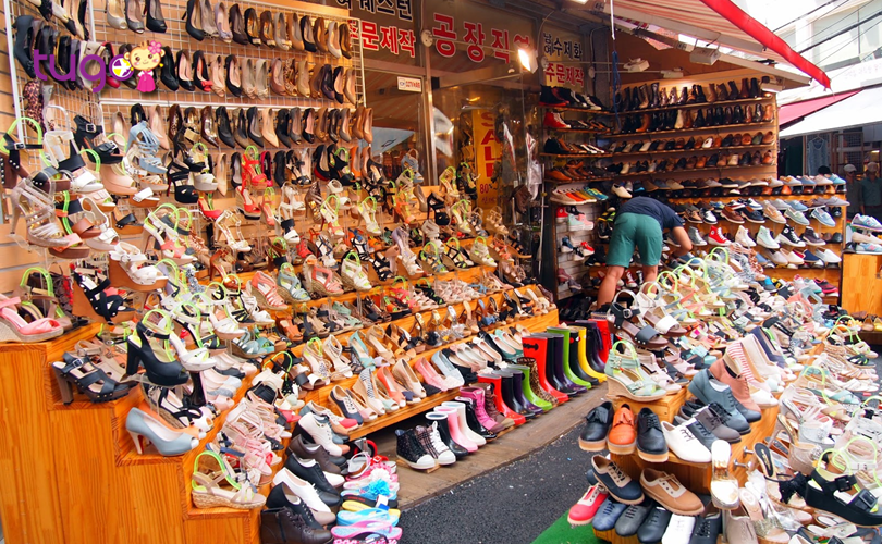 Không chỉ có nhiều cảnh đẹp nổi tiếng mà Hàn Quốc còn là một “thiên đường mua sắm” đầy hấp dẫn