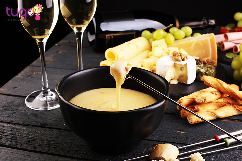Cheese fondue – Lẩu phô mai 