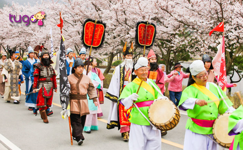 Màn diễu hành đặc sắc, náo nhiệt tại lễ hội văn hóa Yeongam Wangin