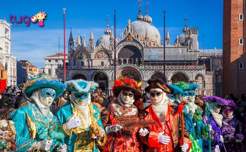 Màn hóa trang thú vị tại lễ hội Carnival ở Venice