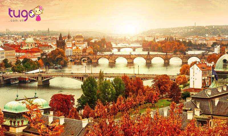 Vẻ đẹp lộng lẫy, nguy nga của thành phố Prague vào mùa thu