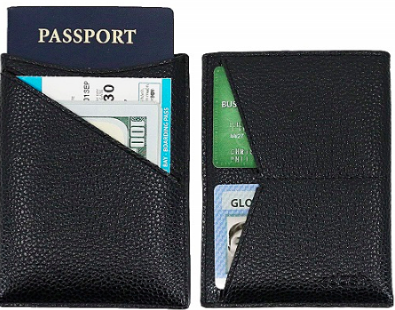 Bạn có thể để giấy tờ và hộ chiếu vào ví đựng để tiện lợi hơn. Ảnh: Amazon.
