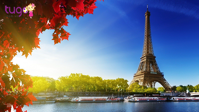 Trở thành biểu tượng của "kinh đô ánh sáng", tháp Eiffel là một trong những công trình kiến trúc nổi tiếng nhất toàn cầu