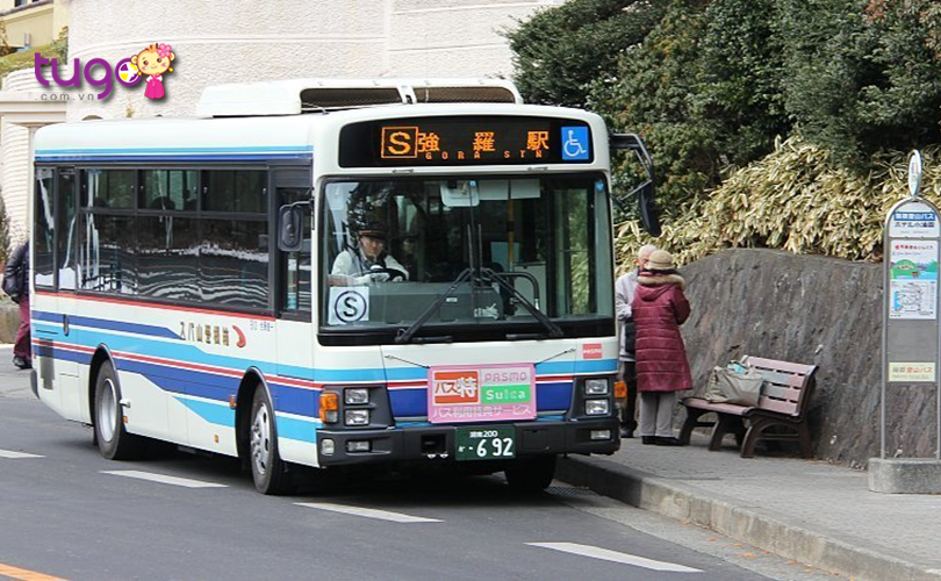 Xe buýt là phương tiện có mức giá khá rẻ ở Nhật