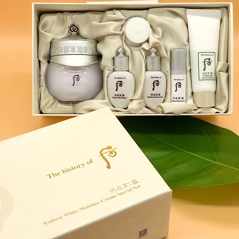 WHOO - SET DƯỠNG TRẮNG - RADIANT WHITE MOISTURE CREAM SPECIAL SET