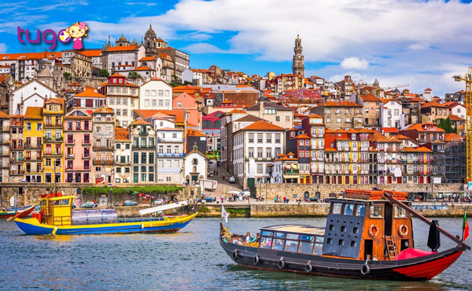 Đi thuyền là một trải nghiệm hết sức thú vị khi du lịch ở Porto, Bồ Đào Nha